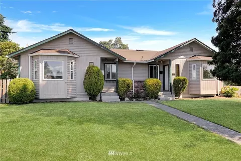 2207 Chestnut St, Everett, WA 98201 photo 1