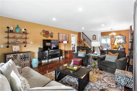 815 Cherry Ave, Sumner, WA 98390 photo 3