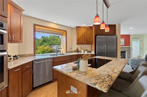 623 Elm Pl, Edmonds, WA 98020 photo 5