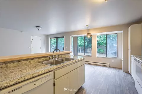 21427 Damson Rd, Bothell, WA 98021 photo 18