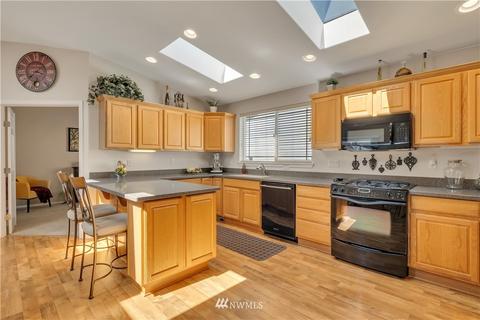 307 Oak St SW, Orting, WA 98360 photo 3