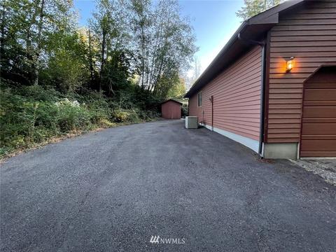 207 SE Rice St, Winlock, WA 98596 photo 3