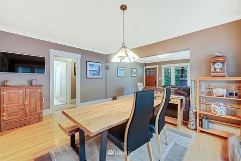 1909 N 47th St, Seattle, WA 98103 photo 5