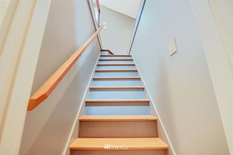 1909 N 47th St, Seattle, WA 98103 photo 13