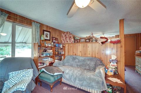 718 Tipsoo Loop S, Rainier, WA 98576 photo 7