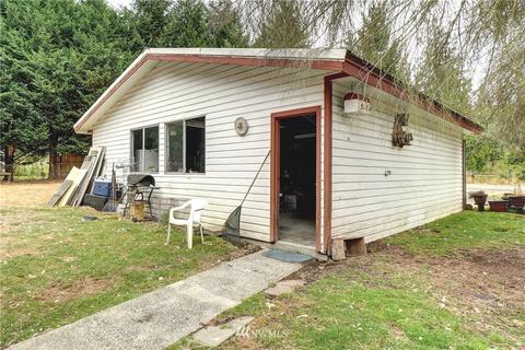 718 Tipsoo Loop S, Rainier, WA 98576 photo 11