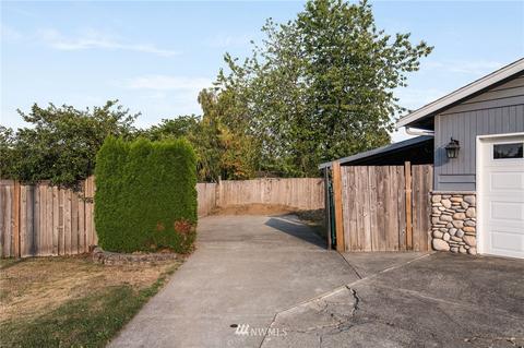 2722 Green River Ct, Enumclaw, WA 98022 photo 40