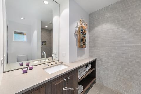 329 25th Ave E, Seattle, WA 98112 photo 24