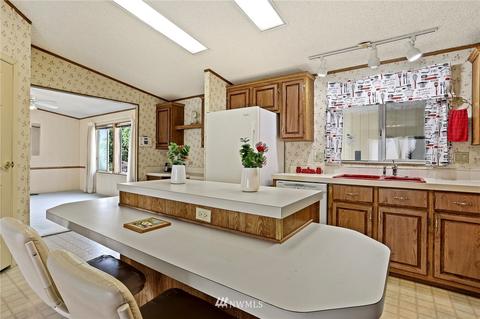 24329 9th Ave W, Bothell, WA 98021 photo 3