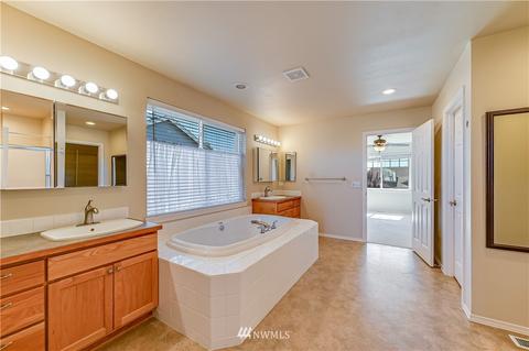 3427 Phillips Ave, Enumclaw, WA 98022 photo 17