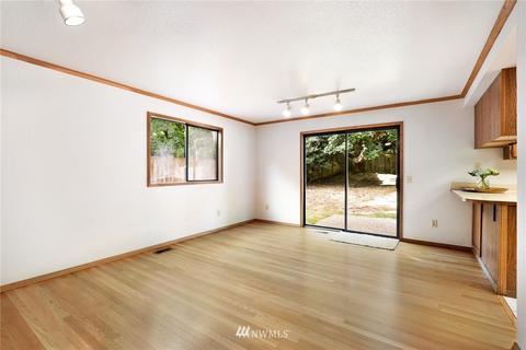 13024 NE 184th Pl, Bothell, WA 98011 photo 8