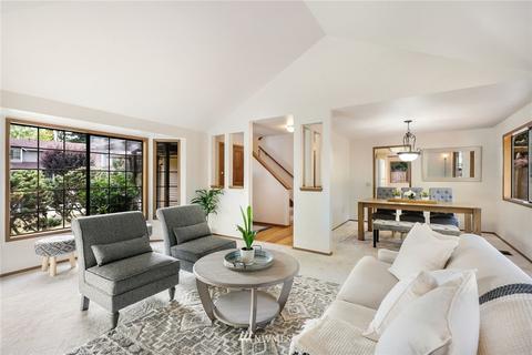 13024 NE 184th Pl, Bothell, WA 98011 photo 2