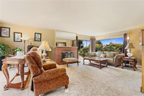831 Rucker Ave, Everett, WA 98201 photo 4