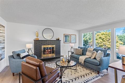 618 221st St SW, Bothell, WA 98021 photo 4
