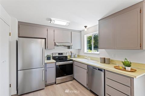 618 221st St SW, Bothell, WA 98021 photo 9