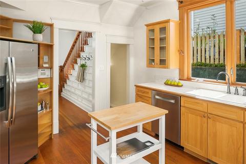906 N 83rd St, Seattle, WA 98103 photo 7