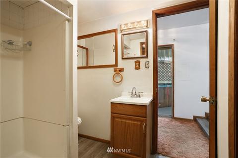 46570 Baker Loop Rd, Concrete, WA 98237 photo 9