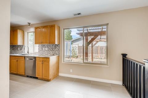 209 219th Pl SE, Bothell, WA 98021 photo 10
