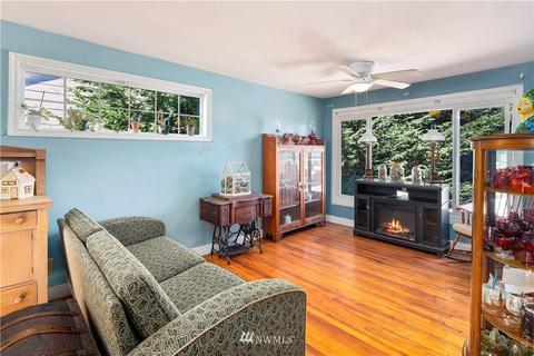 545 Pilchuck Path, Everett, WA 98201 photo 6