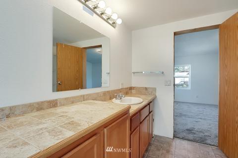 720 190th St E, Spanaway, WA 98387 photo 13