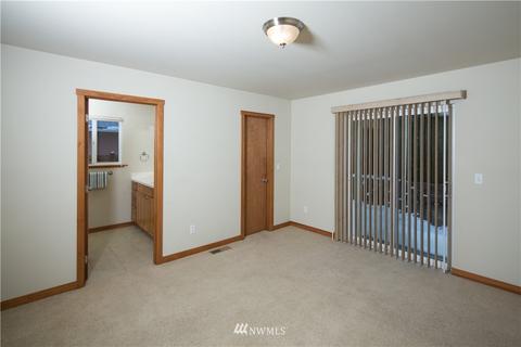 707 E Johnson Ave, Chelan, WA 98816 photo 5