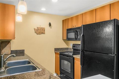 12404 E Gibson Rd #A202, Everett, WA 98204 photo 9