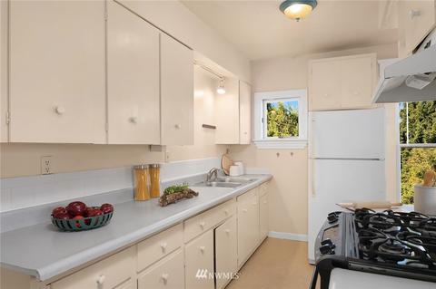 2314 E Ward St, Seattle, WA 98112 photo 18