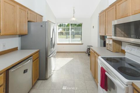 20202 86th Avenue Ct E, Spanaway, WA 98387 photo 3