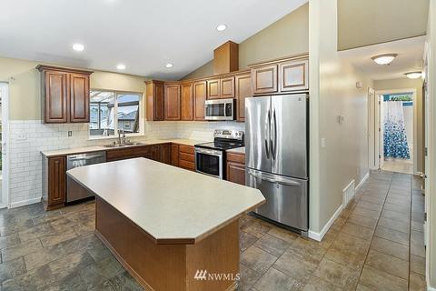 1815 Leland Dr, Everett, WA 98203 photo 3