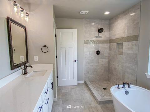 1506 Florence St, Enumclaw, WA 98022 photo 17