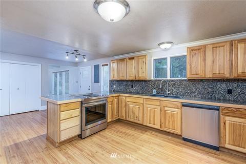 7586 Goodwin Rd, Everson, WA 98247 photo 9