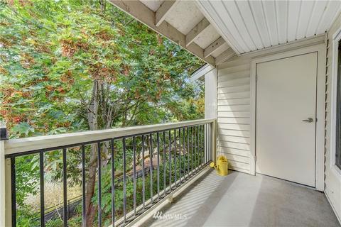 12404 E Gibson Rd #L305, Everett, WA 98204 photo 10
