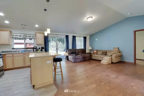 19205 74th Ave E, Spanaway, WA 98387 photo 4