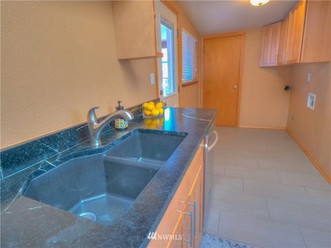 1037 Garfield St, Enumclaw, WA 98022 photo 9