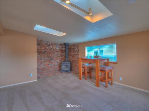 1037 Garfield St, Enumclaw, WA 98022 photo 6