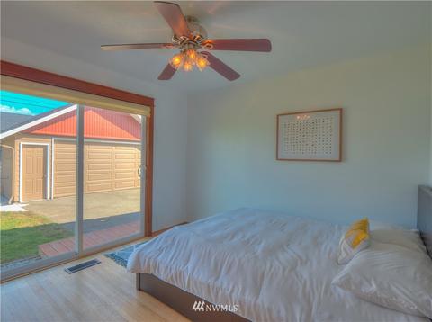1037 Garfield St, Enumclaw, WA 98022 photo 11