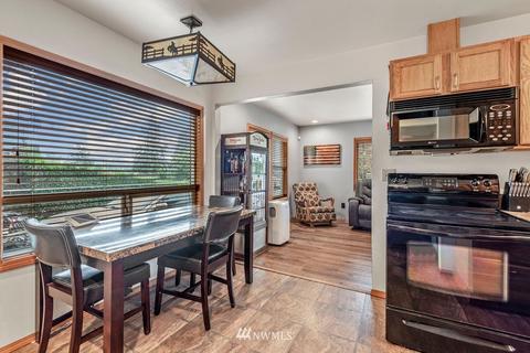 135 Mountain View Dr, Longview, WA 98632 photo 9