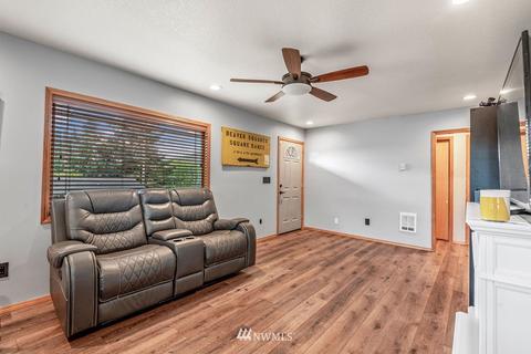 135 Mountain View Dr, Longview, WA 98632 photo 6