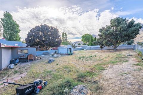 304 E Raymond Ave, Chelan, WA 98816 photo 8