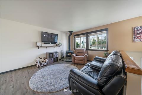406 Belfair St SW, Orting, WA 98360 photo 3