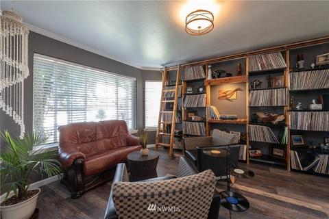 18225 12th Avenue Ct E, Spanaway, WA 98387 photo 2