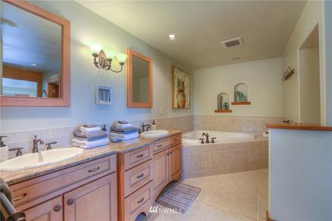 94 Parker Reef Rd, Eastsound, WA 98245 photo 16