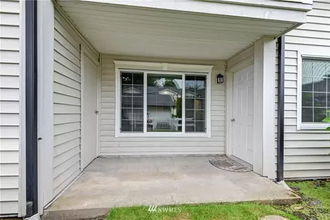 12404 E Gibson Rd #J101, Everett, WA 98204 photo 24