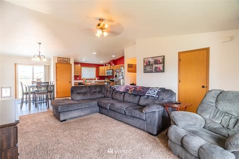 906 E Birch St, Othello, WA 99344 photo 7