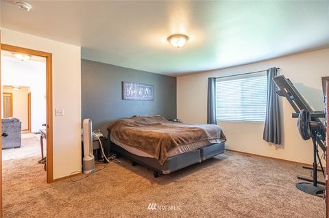 906 E Birch St, Othello, WA 99344 photo 17