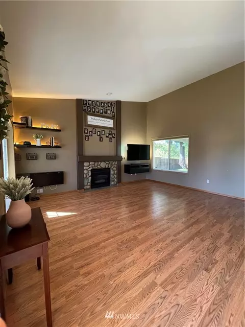 601 Callendar St NW, Orting, WA 98360 photo 6