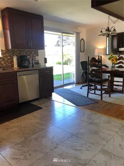 15021 74th St E, Sumner, WA 98390 photo 6