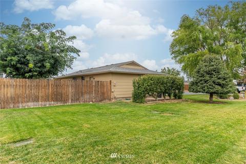 320 E Rainier St, Othello, WA 99344 photo 5