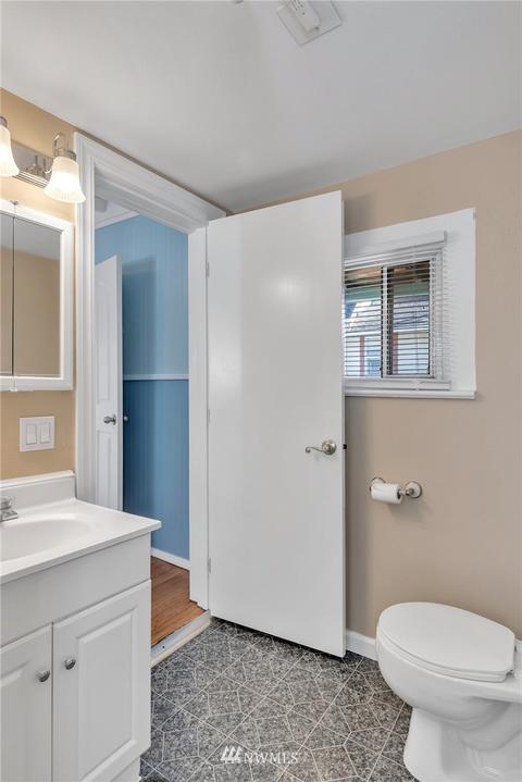2220 Rockefeller Ave, Everett, WA 98201 photo 15