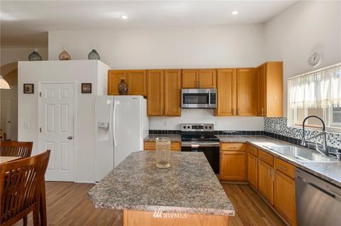 1204 198th St E, Spanaway, WA 98387 photo 8